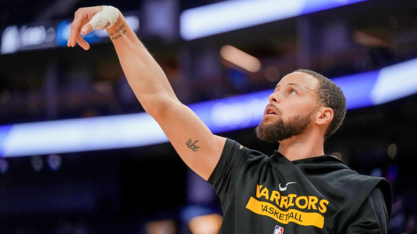 Stephen Curry Opens Up On Issues With Thumb Injury