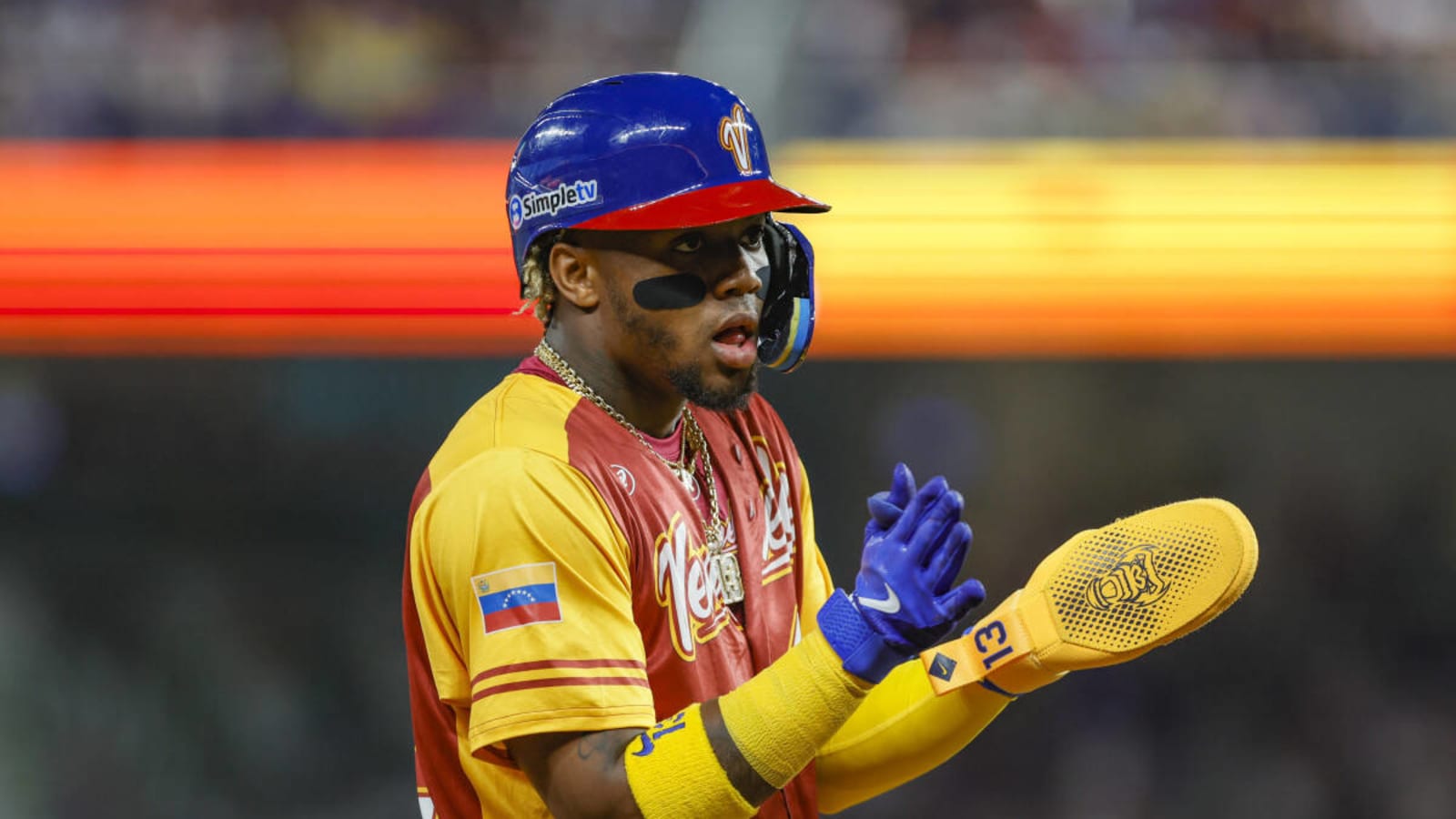 Braves Briefing: Ronald Acuña Jr continues this season&#39;s dominance in Venezuela