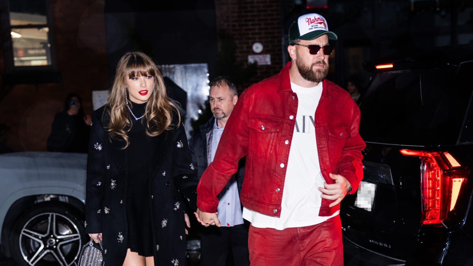 Travis Kelce&#39;s Teammate Refused To Talk About His Engagement