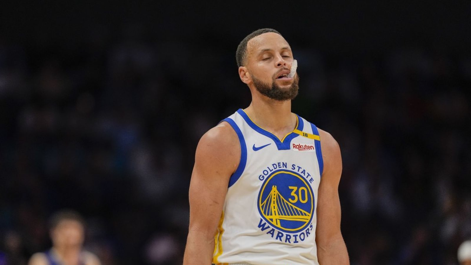 Warriors Make Massive Stephen Curry Decision Ahead of Bucks Game