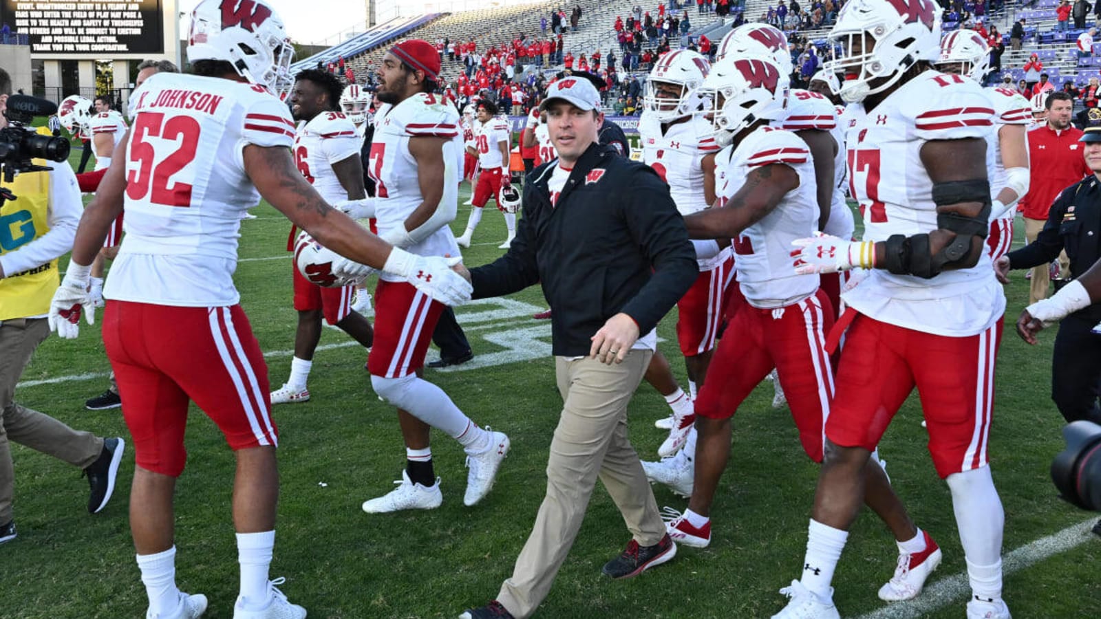 Wisconsin football: Jim Leonhard to leave UW after the bowl game