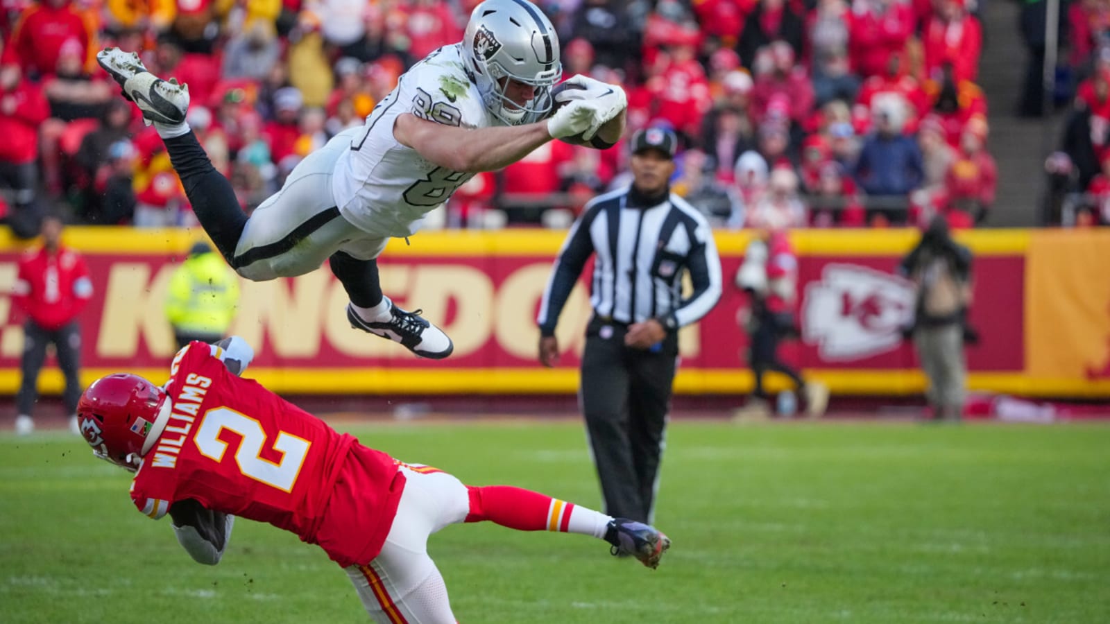 Las Vegas Raiders Rookie Brock Bowers Gets Great Pro Bowl News