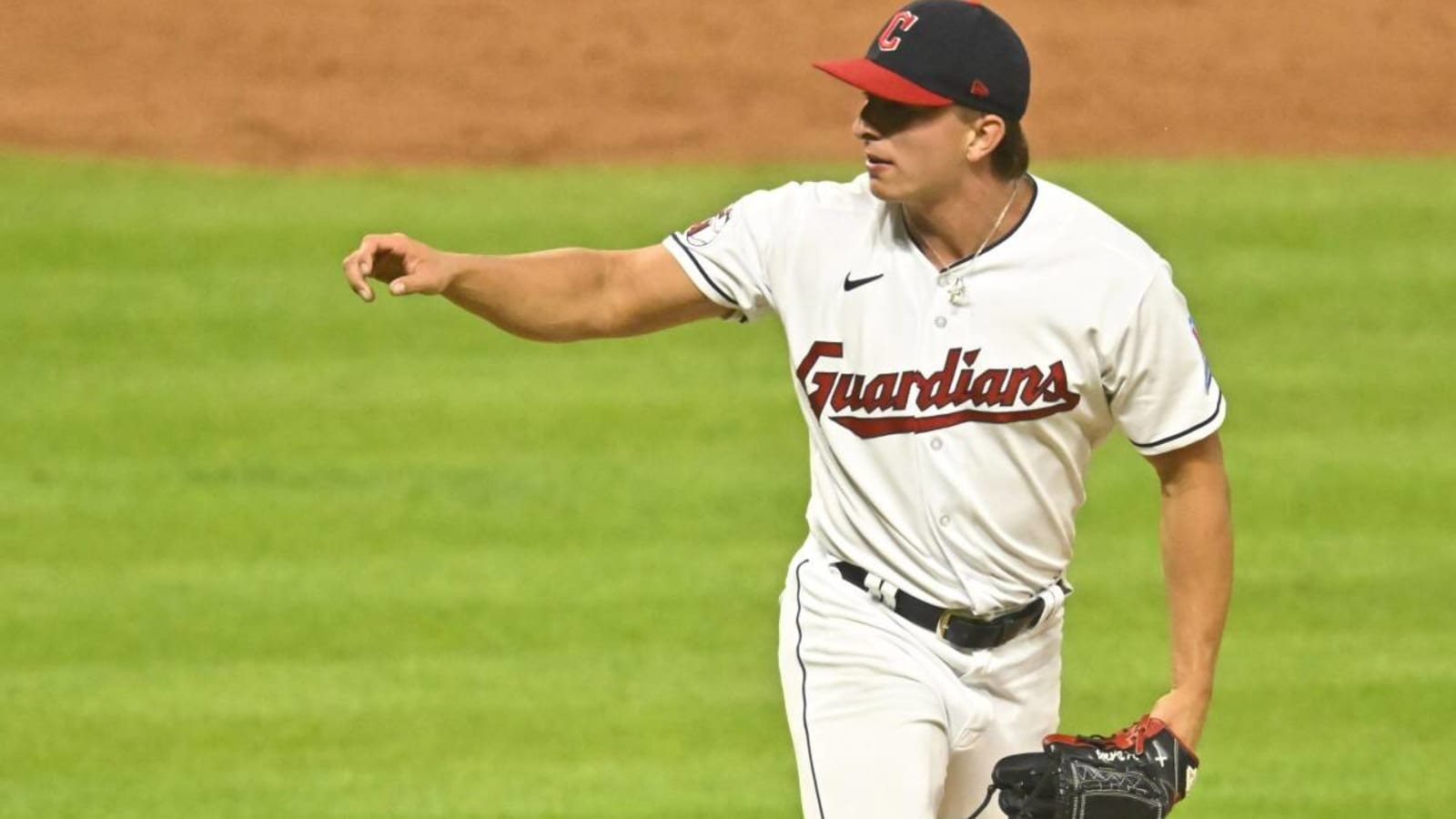 Cleveland Guardians&#39; Top Reliever Dealing with Slight Injury at Outset of Spring Training