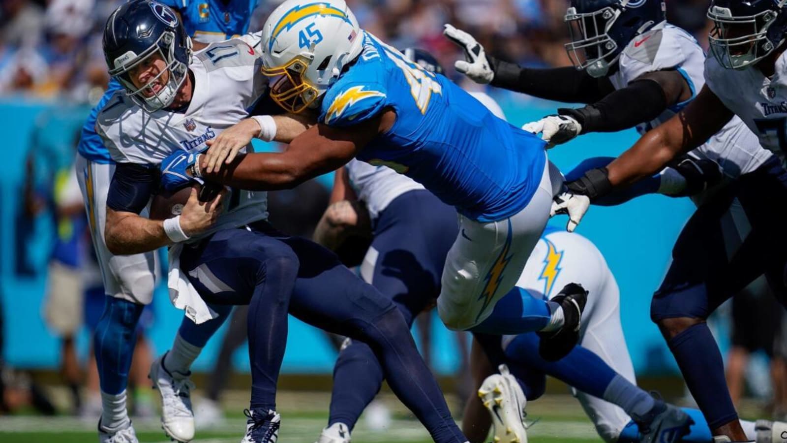 Chargers Rookie Admits He&#39;s Still Scared to Talk to Pro Bowl Teammates