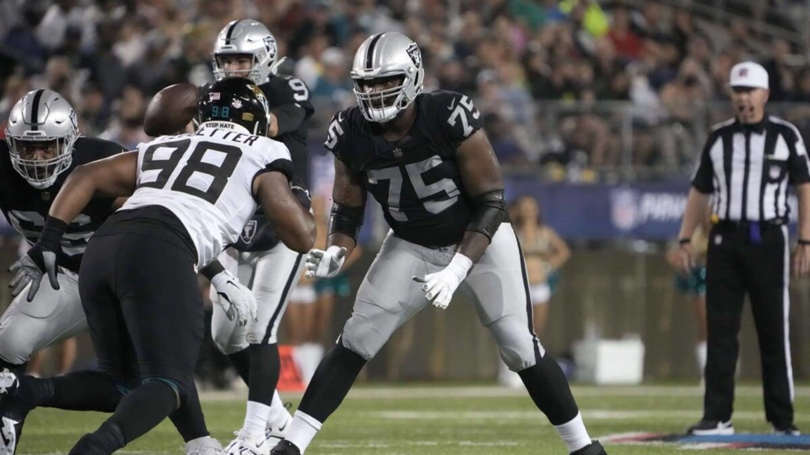 Why the Raiders Chose to Bring Back RT Brandon Parker