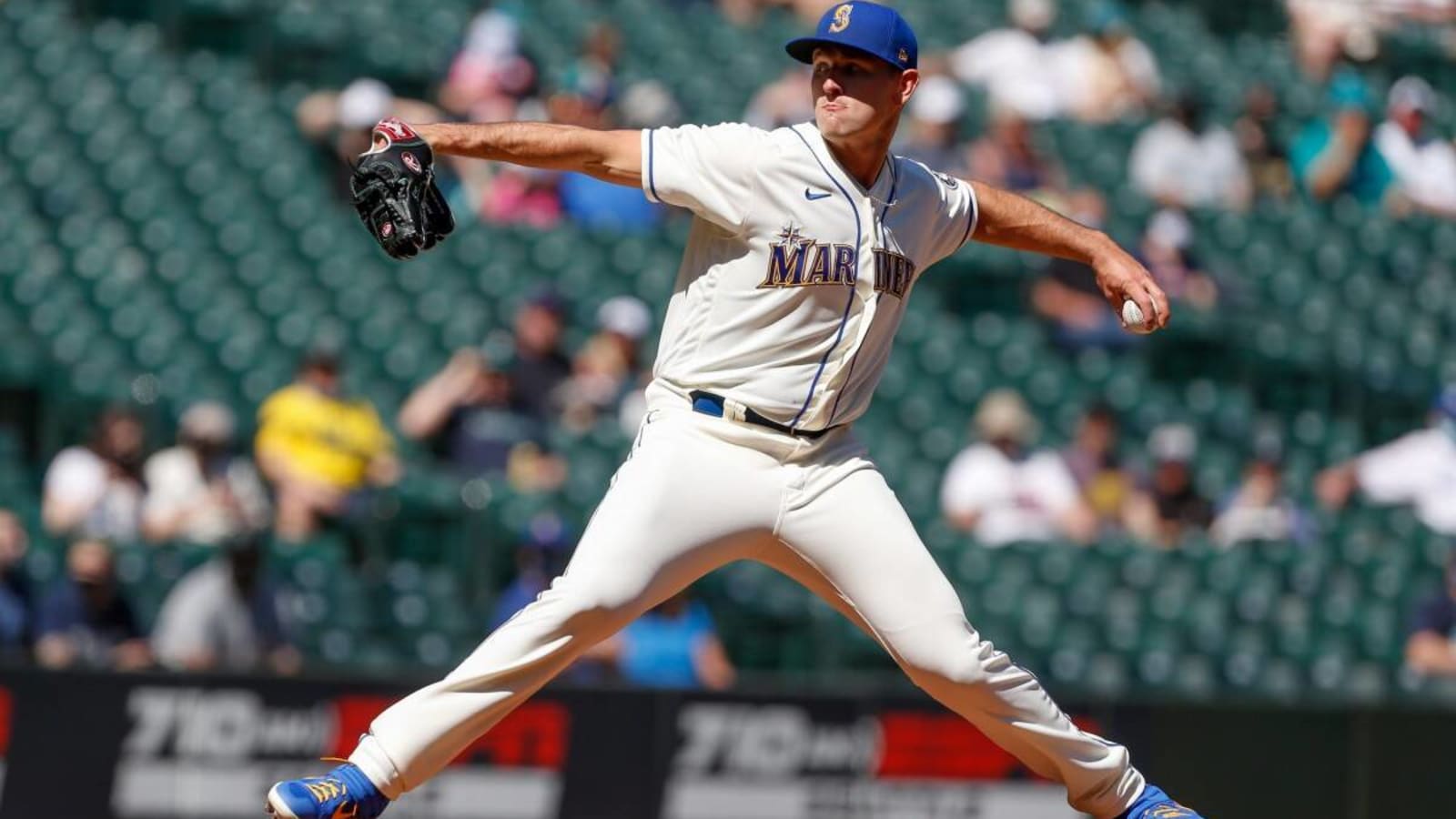 Former Seattle Mariners, San Diego Padres&#39; Pitcher Heads to Taiwan to Continue Career