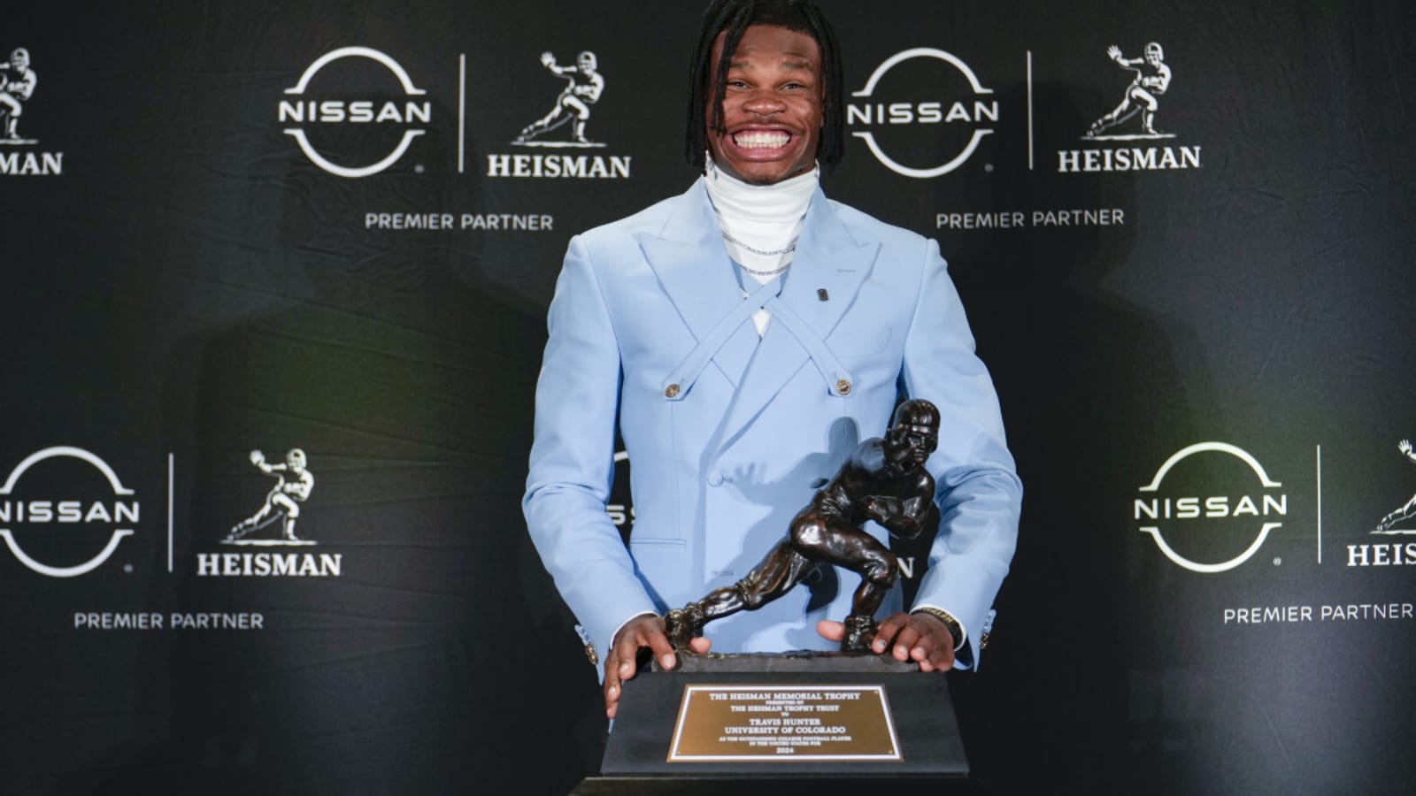 PBR Star’s Heisman Pose Predicted Travis Hunter’s Victory