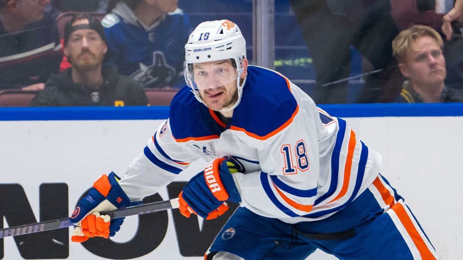 Oilers’ Zach Hyman leaves Game 4 with injury