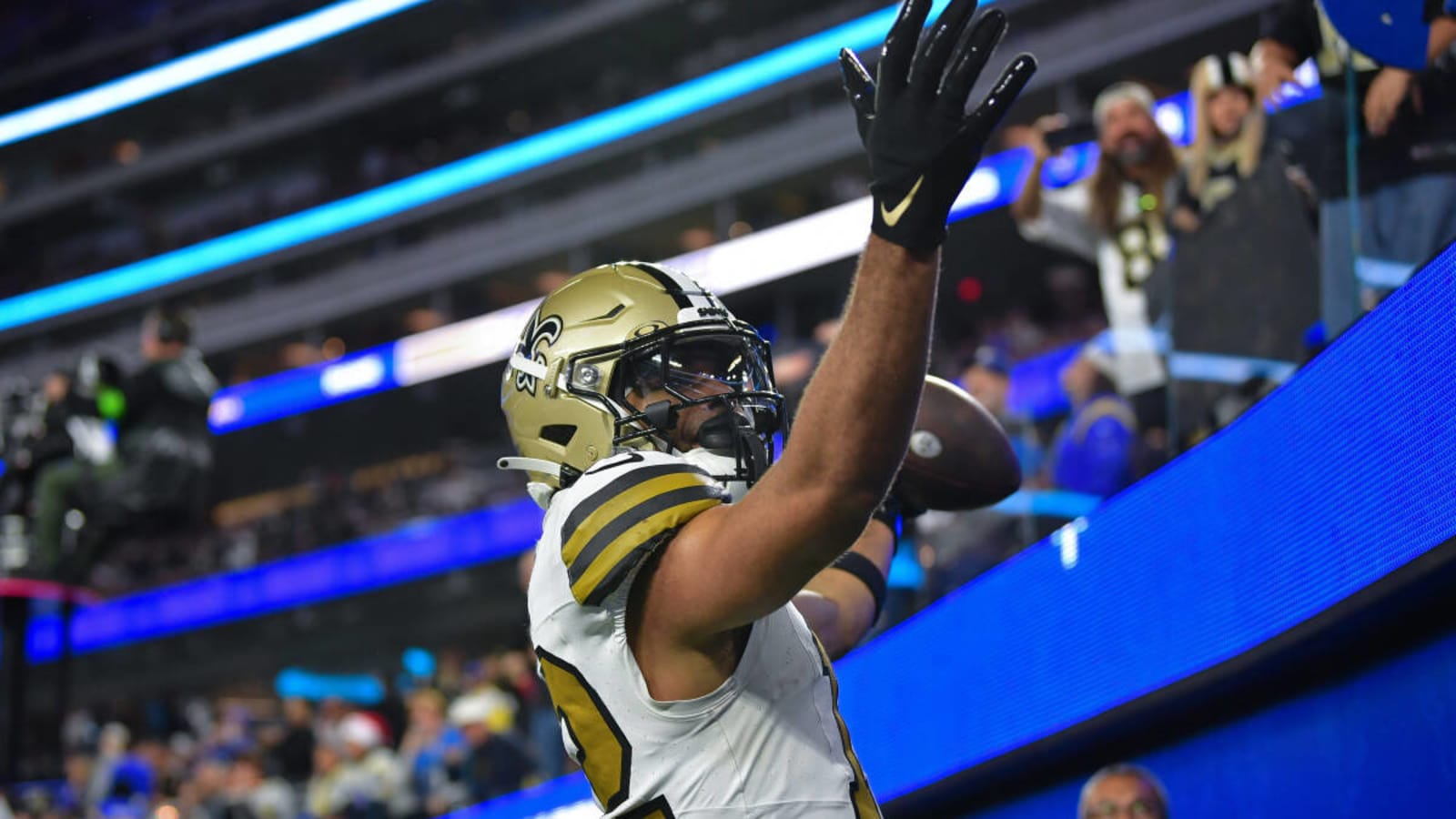 Saints star proves that he left it all on the field against Rams