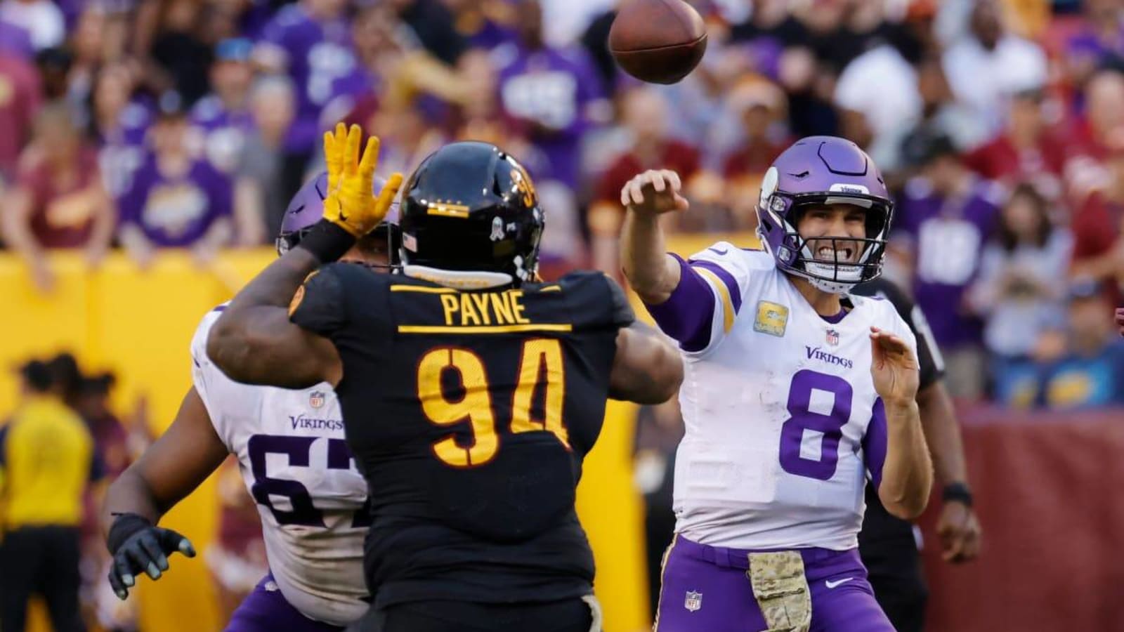 Commanders Watch: Payne Hilarious Reaction After Hitting Vikings&#39; Cousins