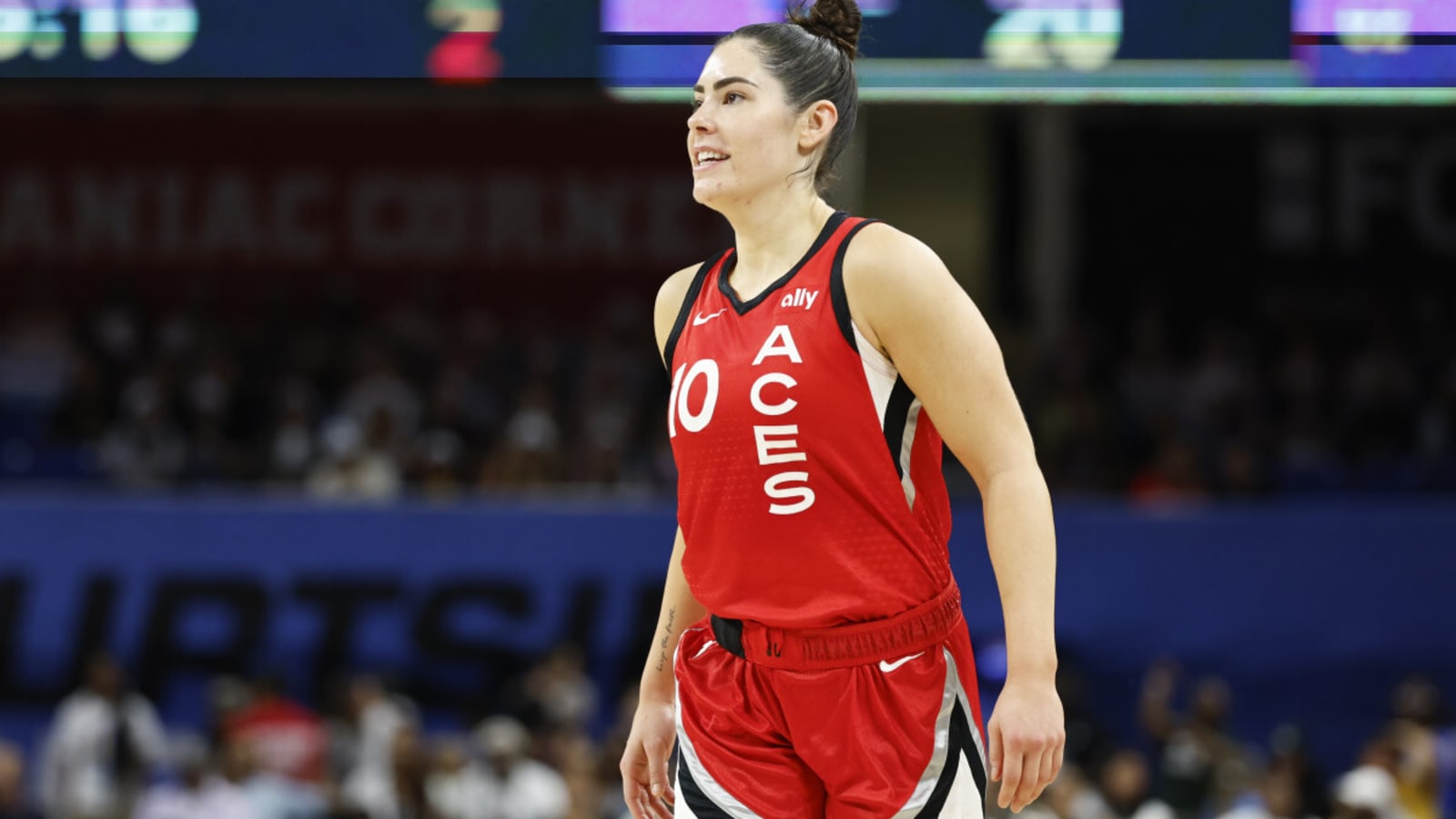 Kate Martin Reacts to Major Kelsey Plum Announcement