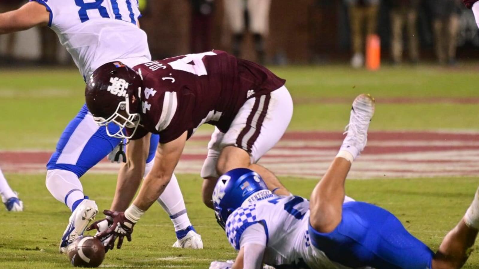 Mississippi State Star Defenders Jett Johnson and Nathaniel Watson Among SEC&#39;s Best in Total Tackles