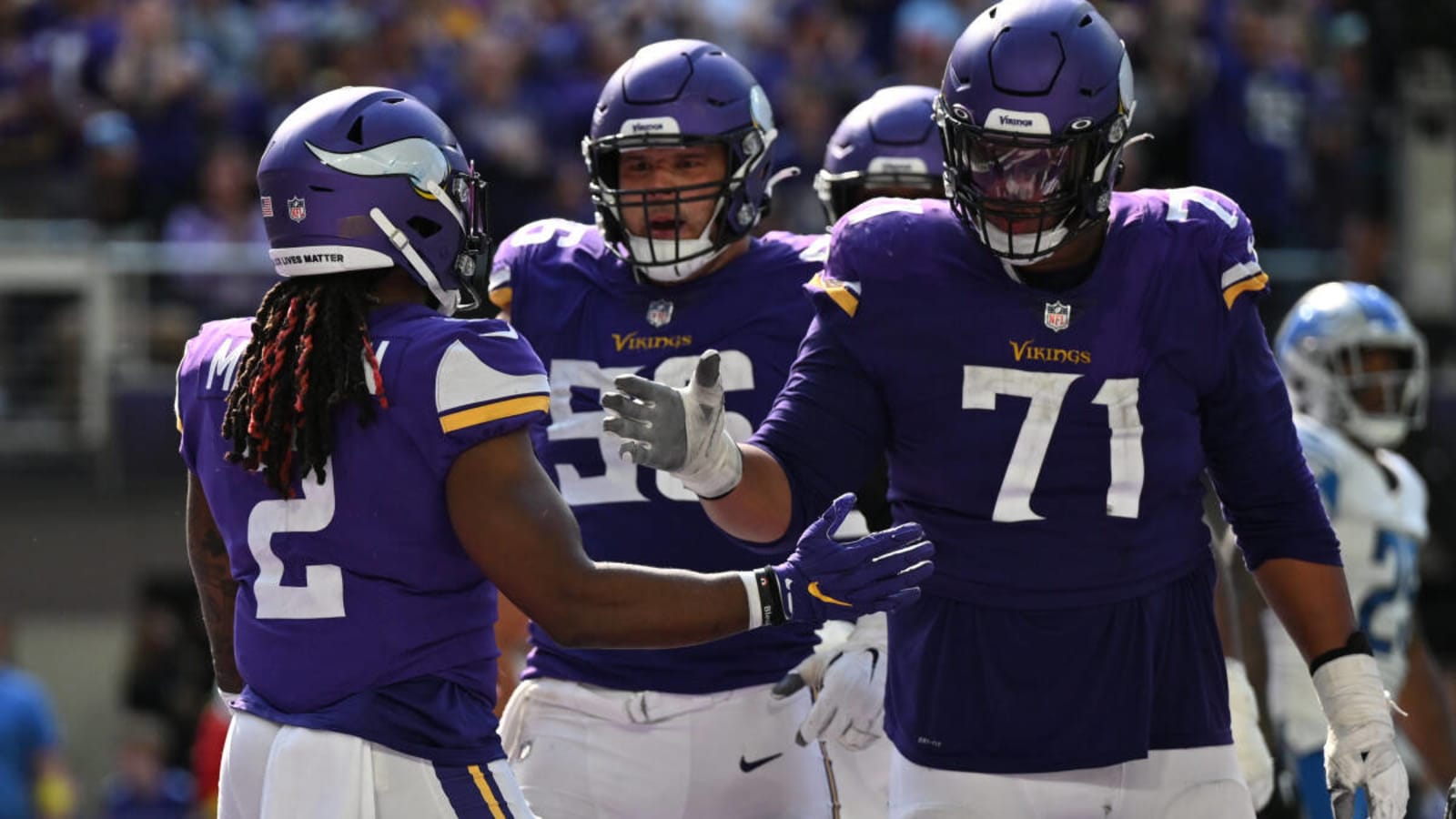 Christian Darrisaw becomes second Vikings OL to leave Sunday&#39; game