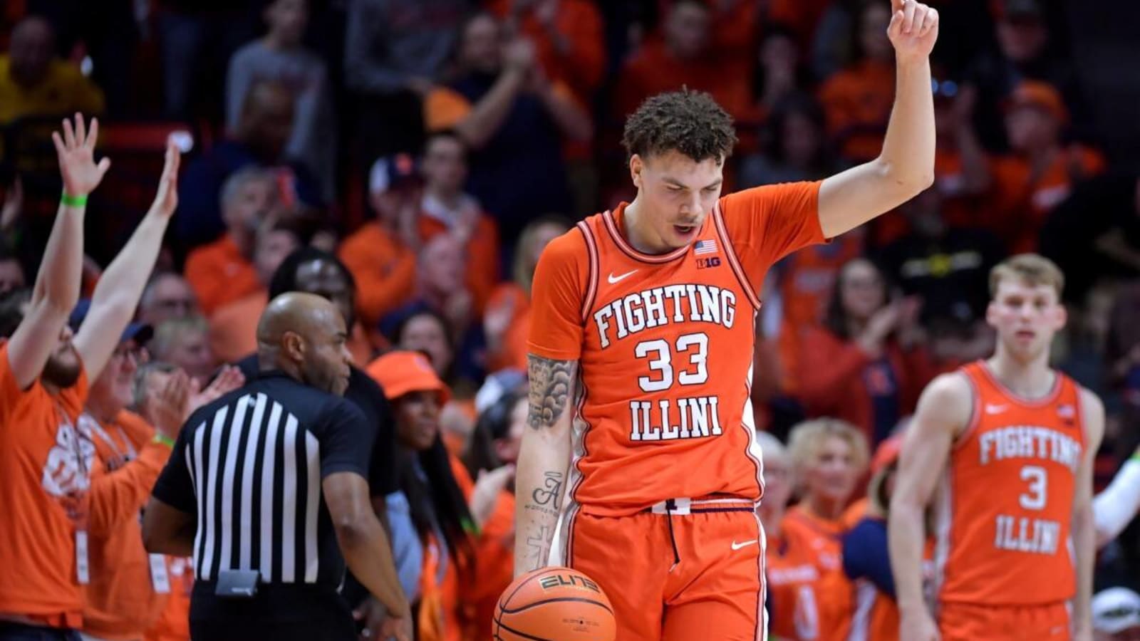 Coleman Hawkins Goes For 30 Points In Illinois&#39; Comeback Against Iowa