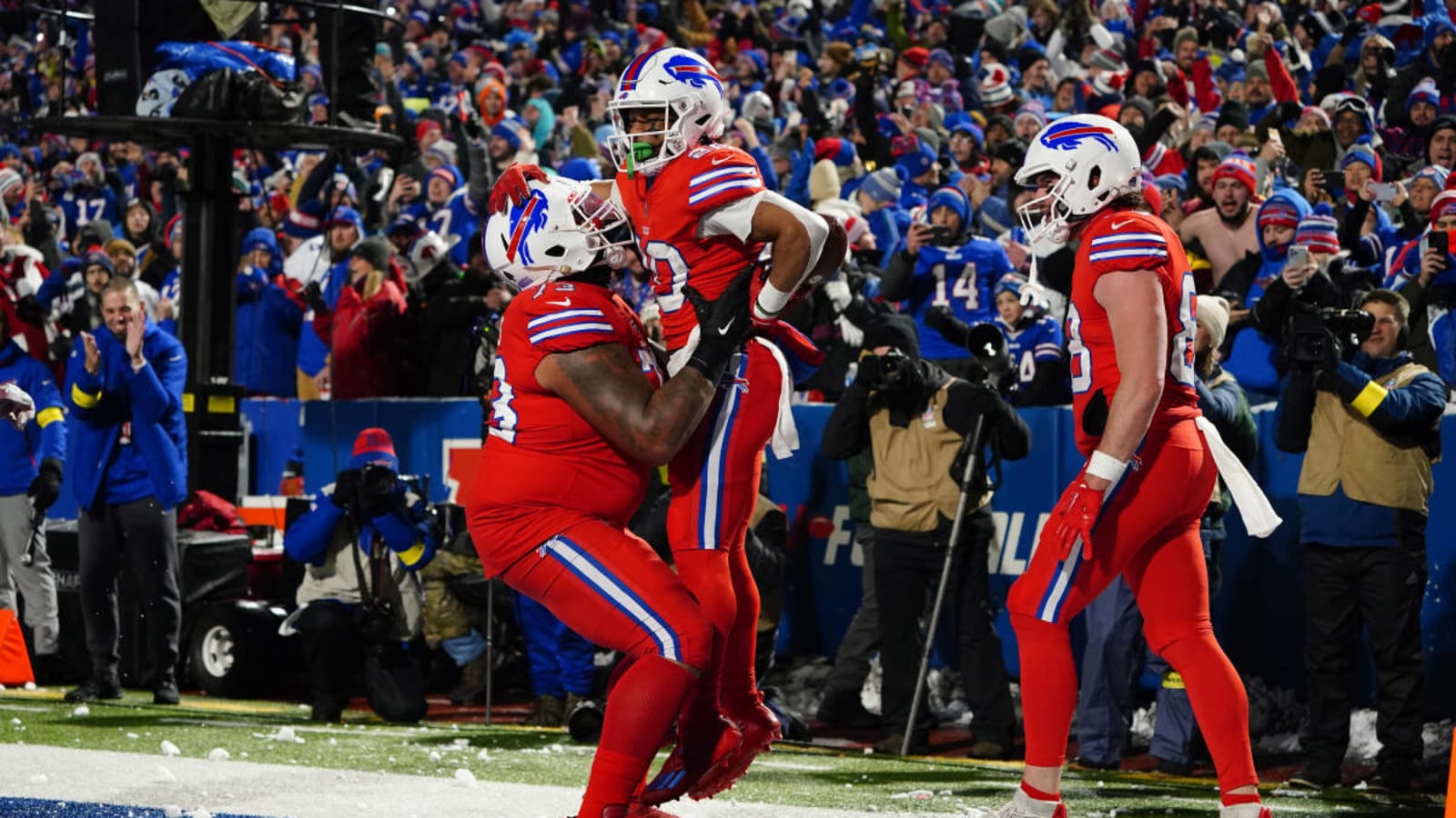 Bills&#39; three-time Pro Bowler sends cryptic tweet that has fans bracing for bad news