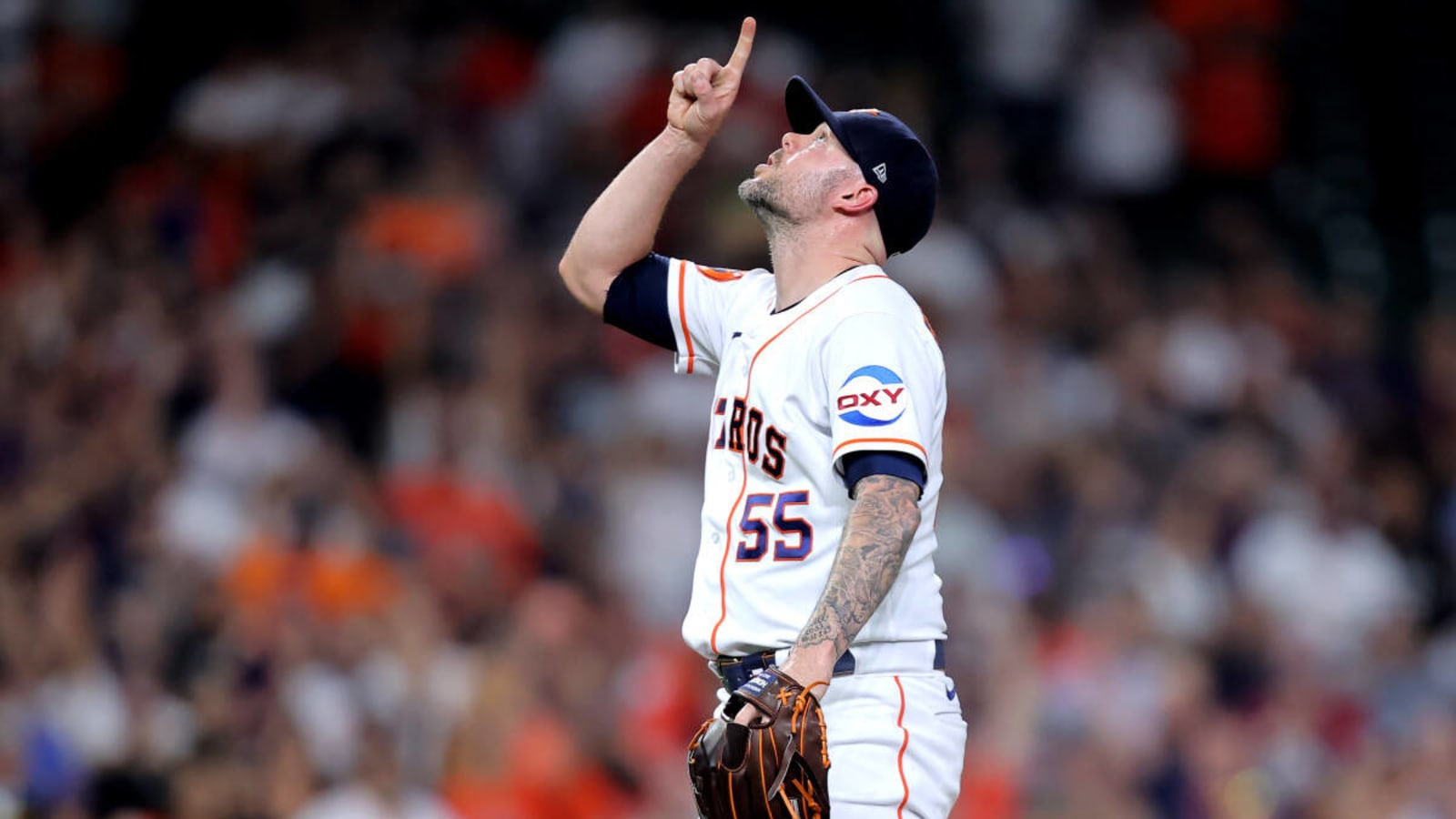 Astros Pitcher Surprises Family With a Game of Catch