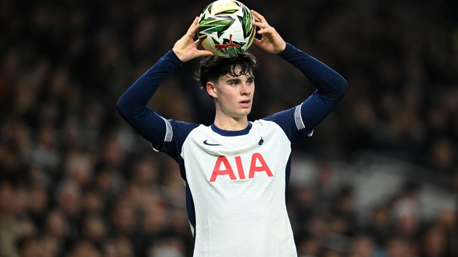 Report: Tottenham set sights on another highly rated Leeds player after success with Archie Gray