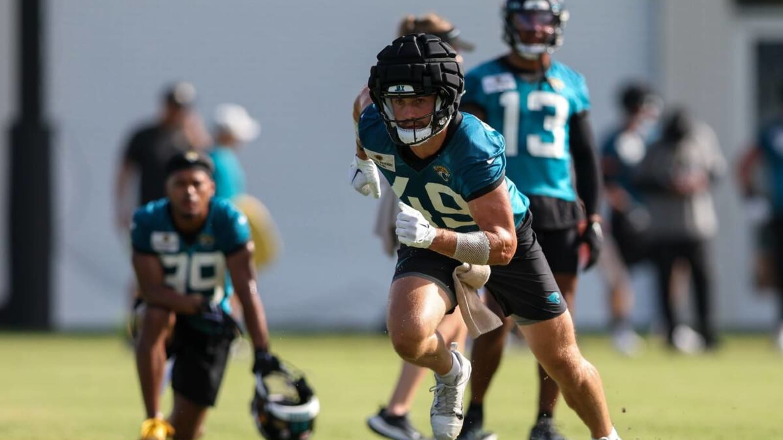 Jaguars Sign 14 Players to Reserve/Futures Contracts