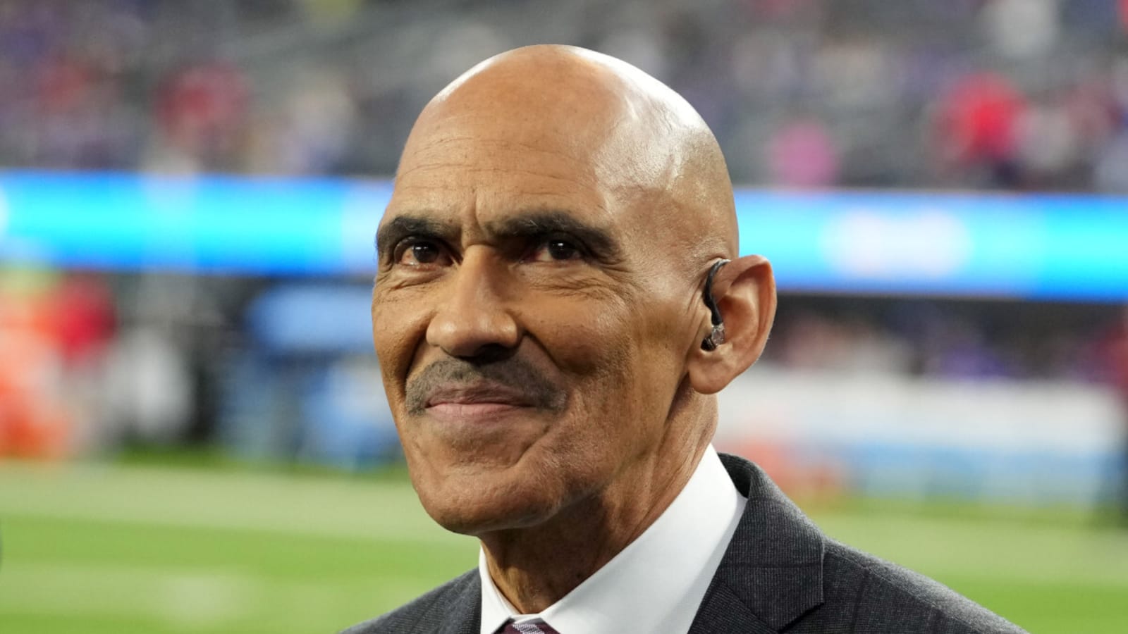 Colts Hall of Fame head coach Tony Dungy could be trying his hand at politics in the near future