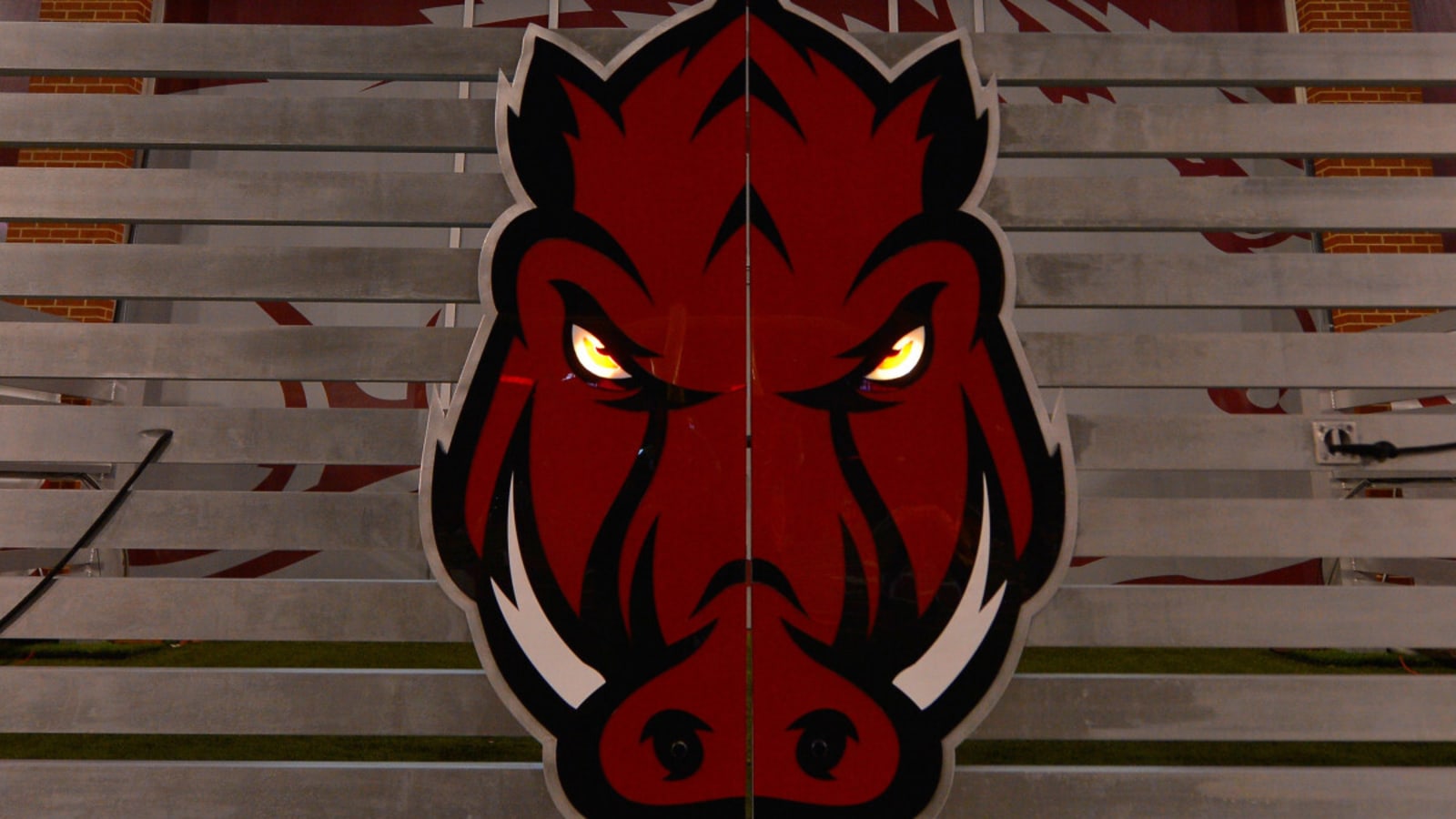 Arkansas Adds to Secondary with Top Transfer Commitment