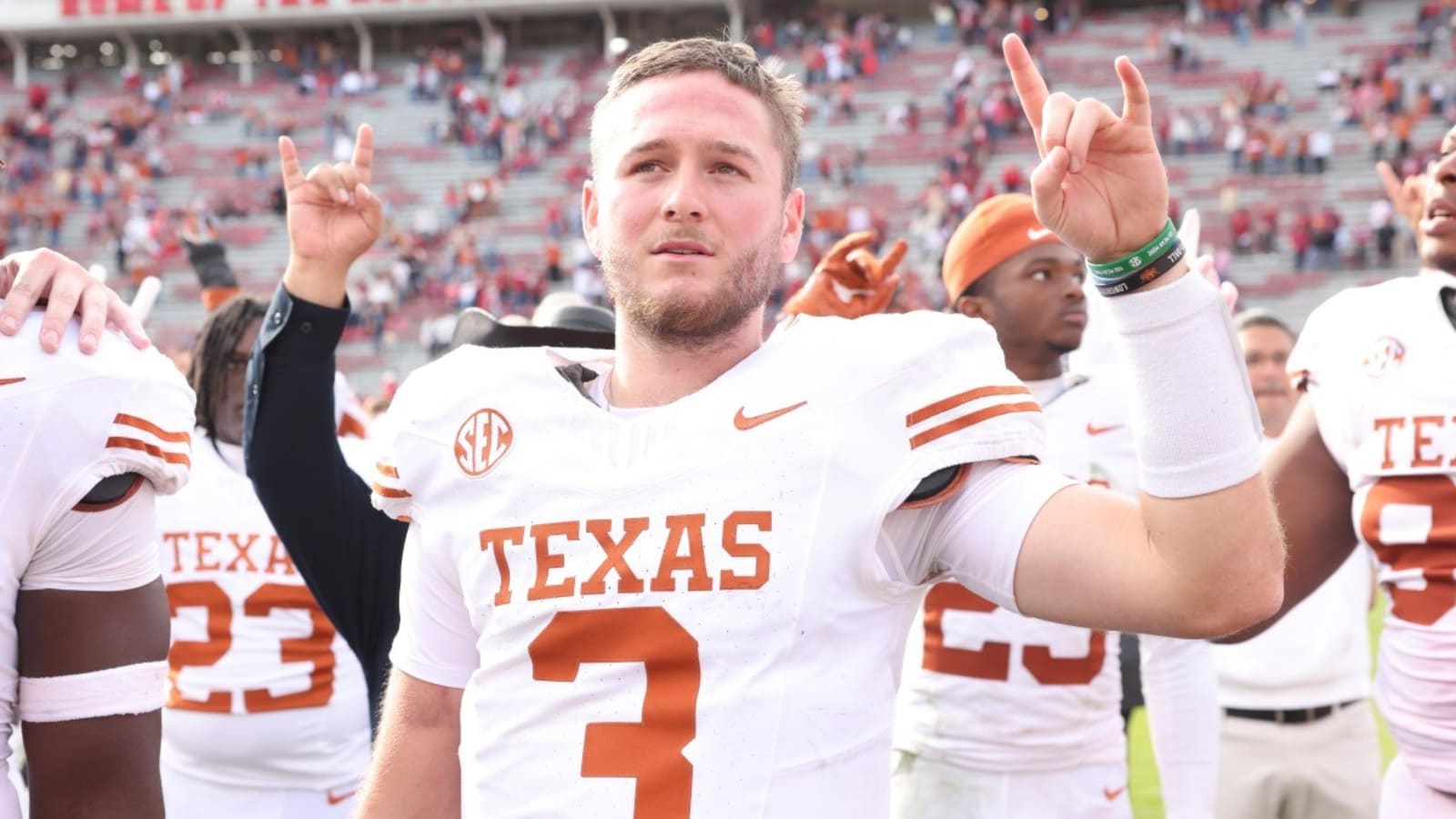 Quinn Ewers Officially Honored for Texas&#39; Senior Day