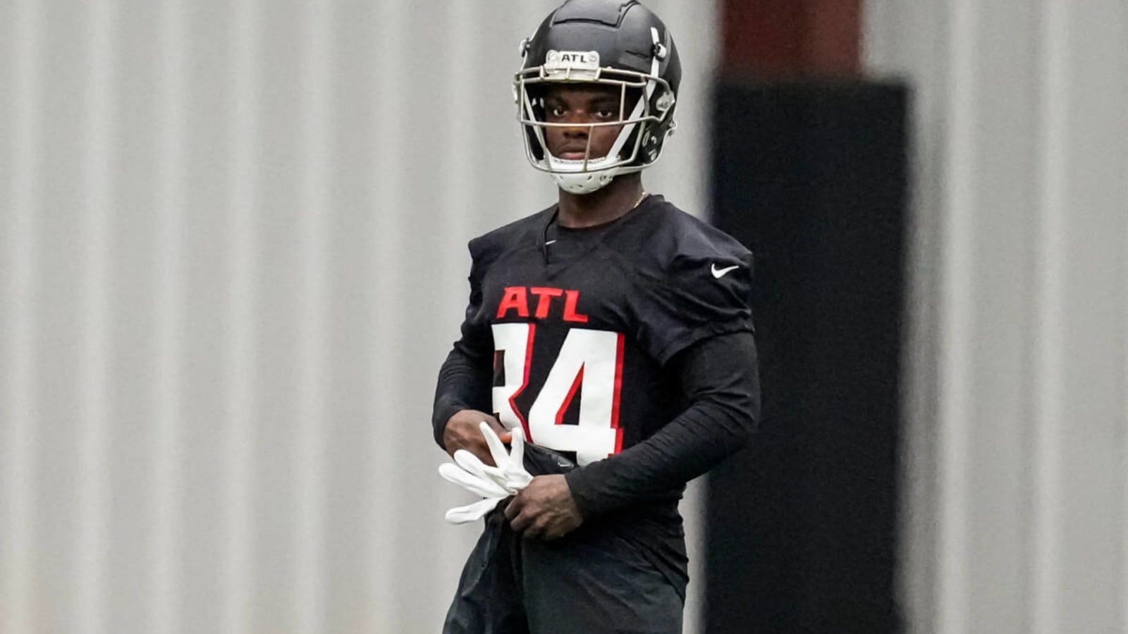 How Falcons CB Phillips &#39;Raised His Level,&#39; Validated Hype vs. Jets