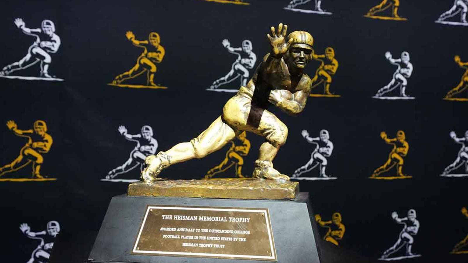 The shocking betting favorite to win 2025 Heisman Trophy