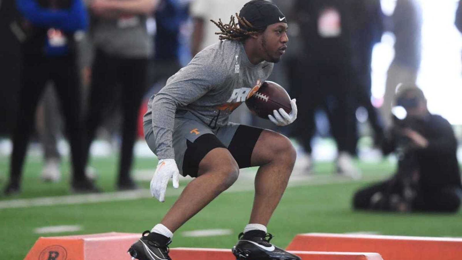 Former Tennessee Vols RB Jaylen Wright has an edge in a key area over other running backs in the NFL Draft