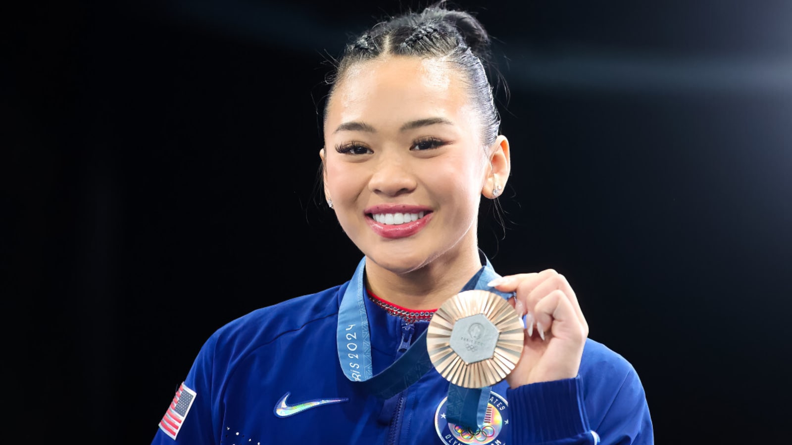 U.S. Gymnast Suni Lee Spotted With Knicks Star After Tuesday&#39;s Game