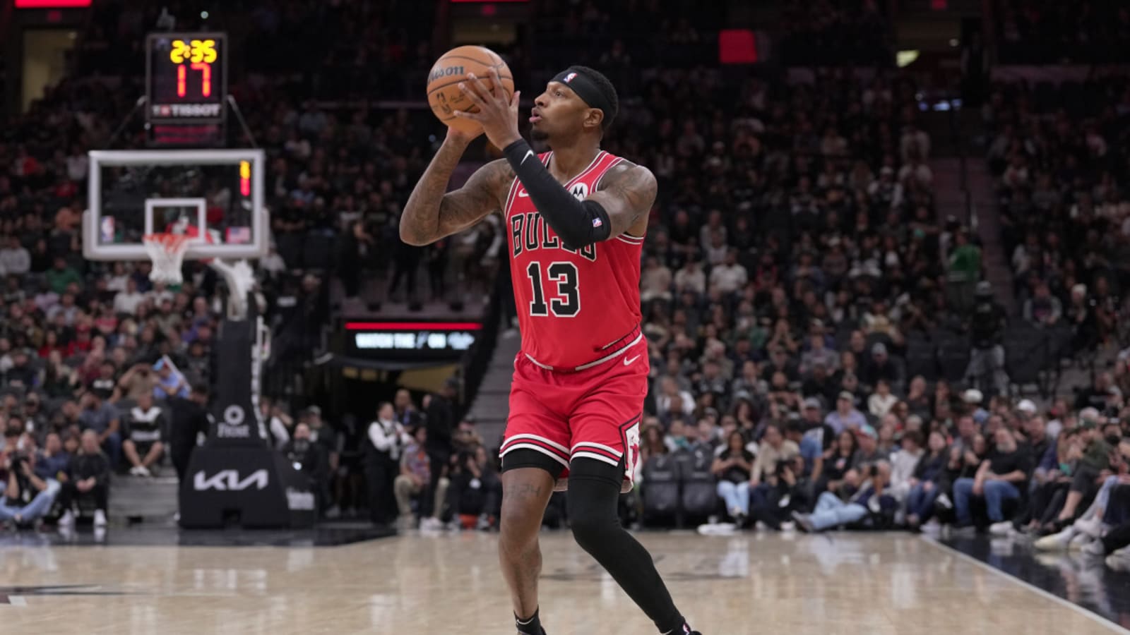 Bulls: Torrey Craig Picks Up Player Option