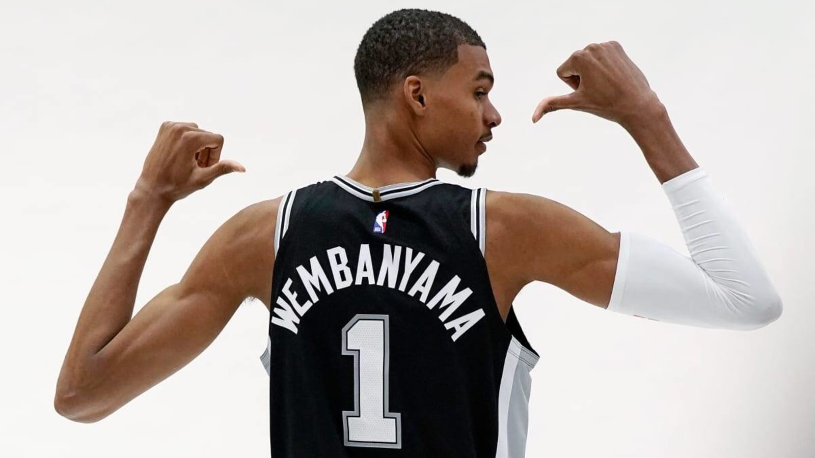 NBA Jersey Sales: Where&#39;s Wembanyama?