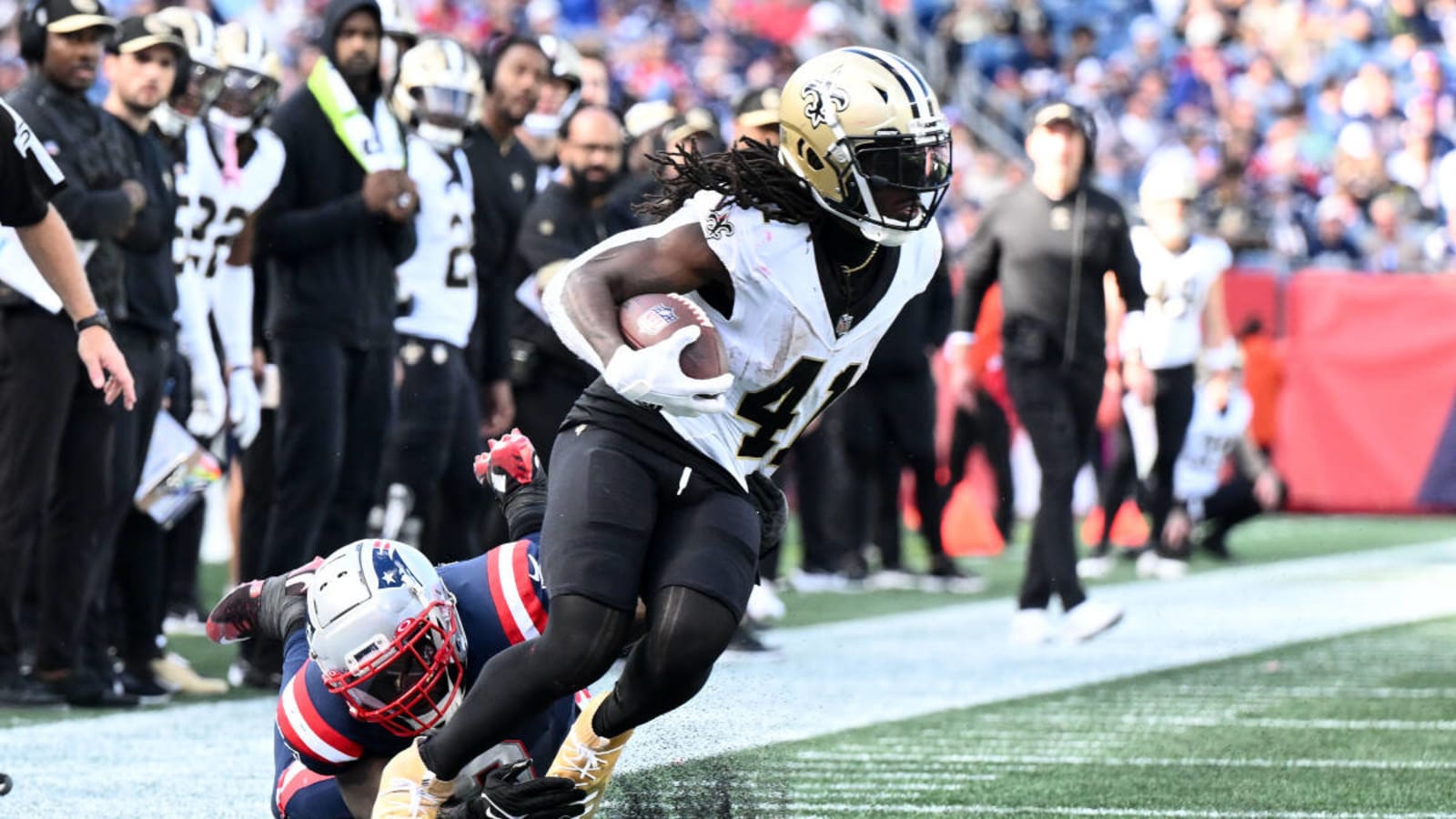 Marques Colston congratulates Alvin Kamara for breaking his Saints record