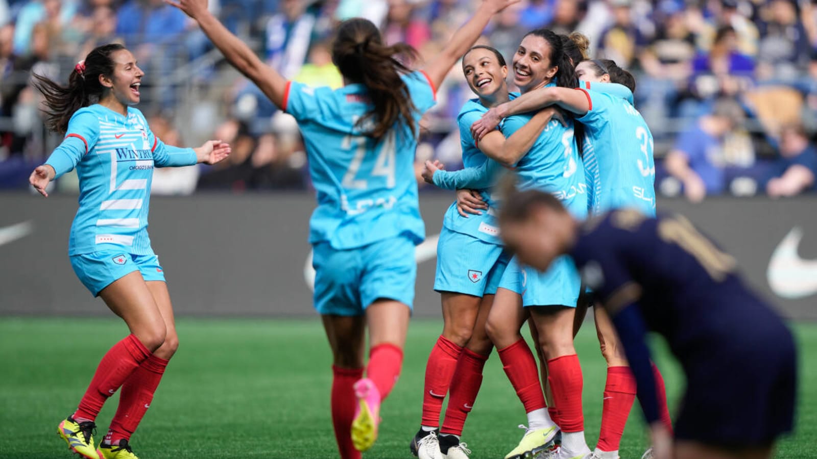 Mallory Swanson, Chicago Red Stars Defeat Seattle Reign 2-1