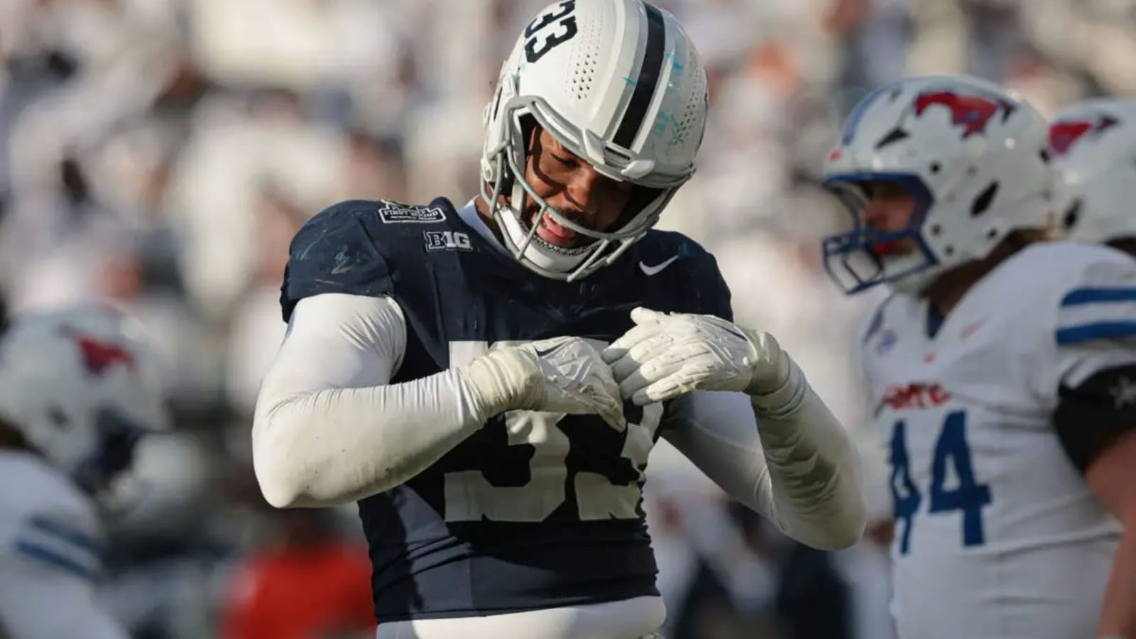 Dani Dennis-Sutton Announces His Return to Penn State in 2025