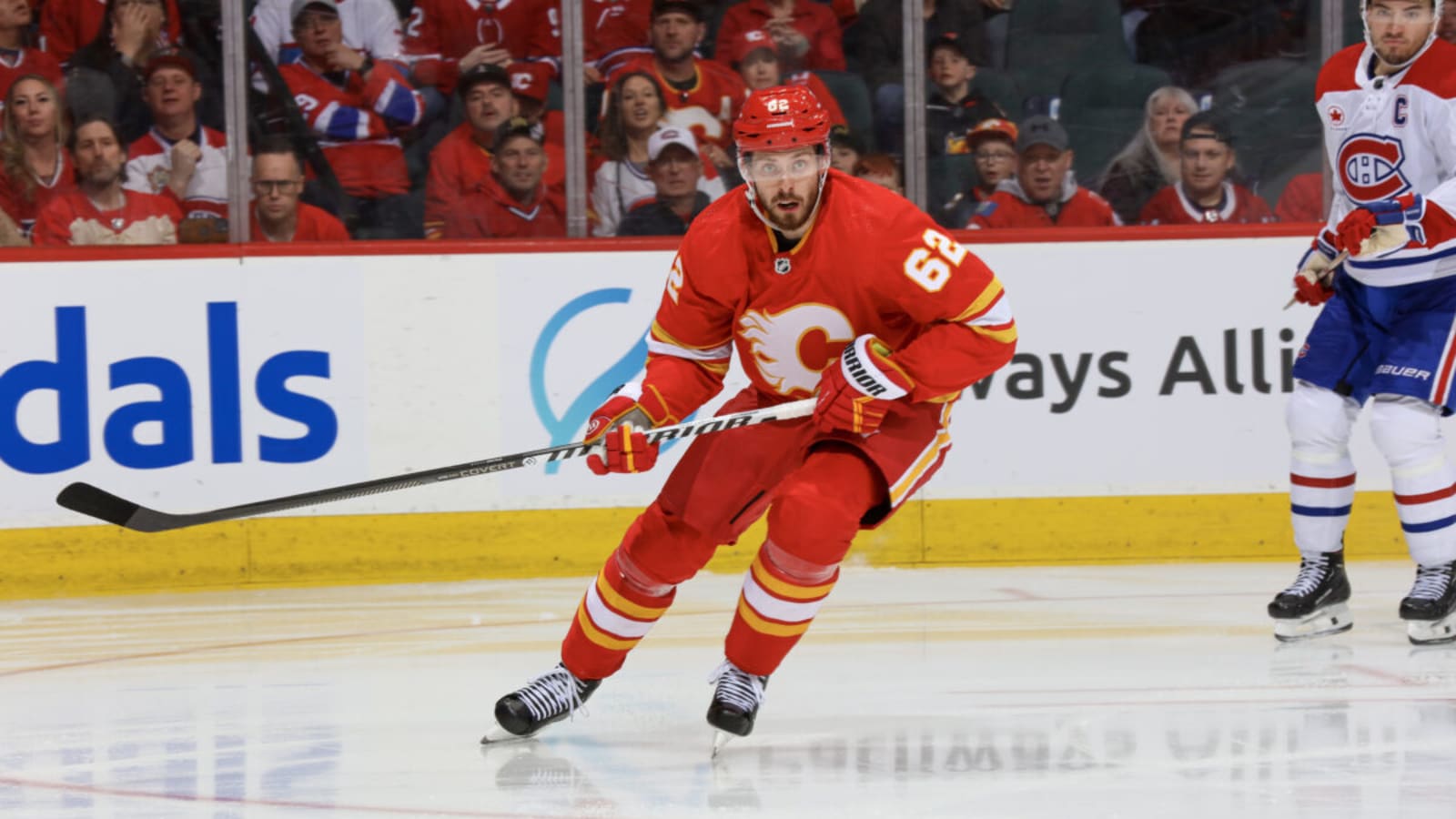 3 Potential Trade Destinations for Flames’ Daniil Miromanov