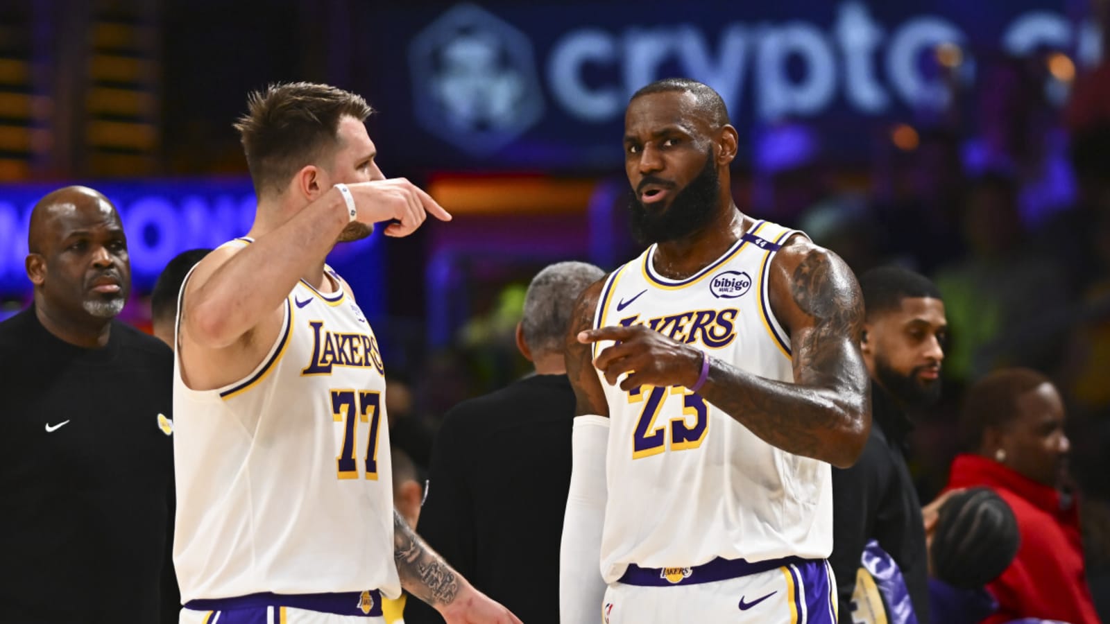 Lakers Match Unwanted Record in Loss to Bulls Following LeBron James&#39; Return