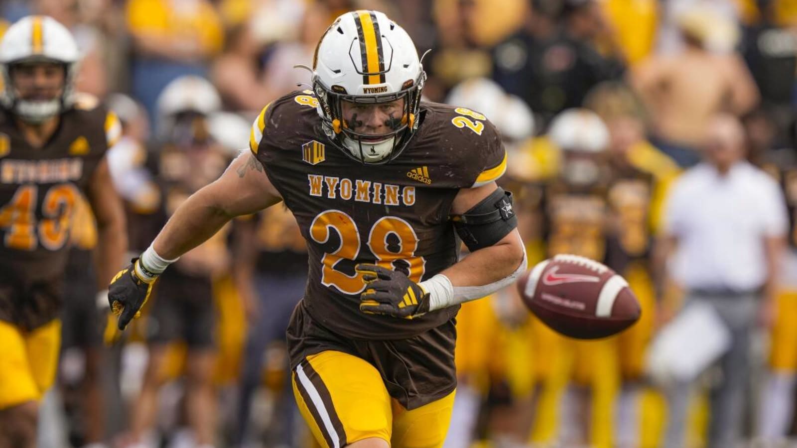 Wyoming Linebacker Easton Gibbs Invited To 2024 NFL Combine