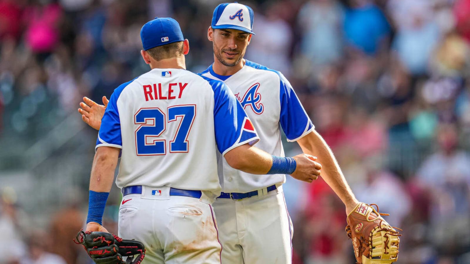 Austin Riley, Matt Olson hit back-to-back homers vs. Brewers