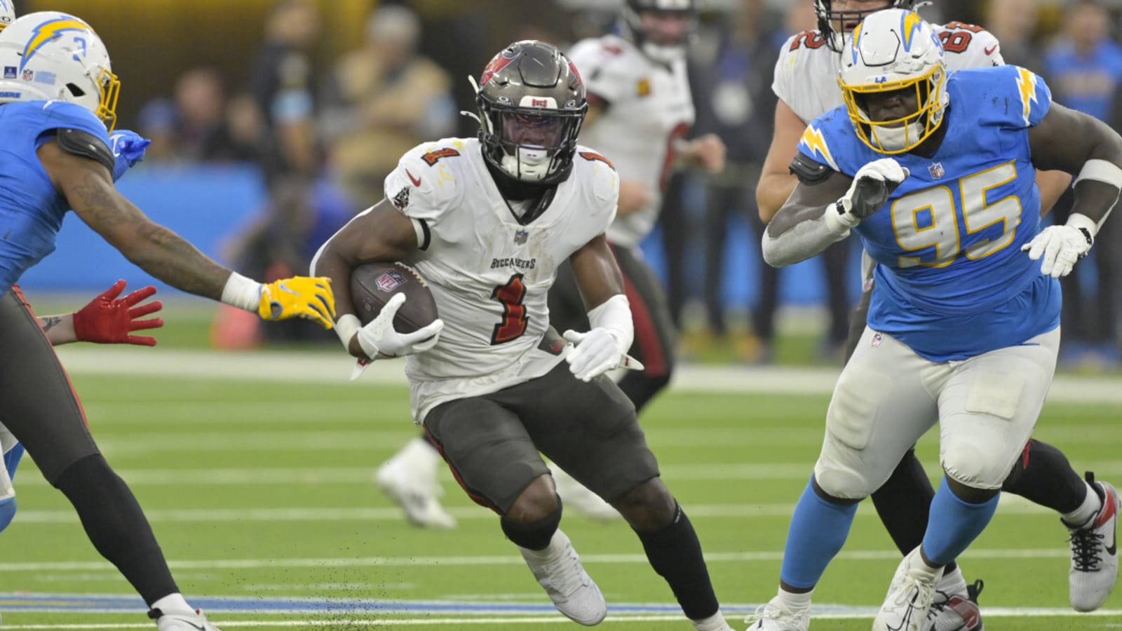 Broncos Trade Pitch Lands Buccaneers Running Back