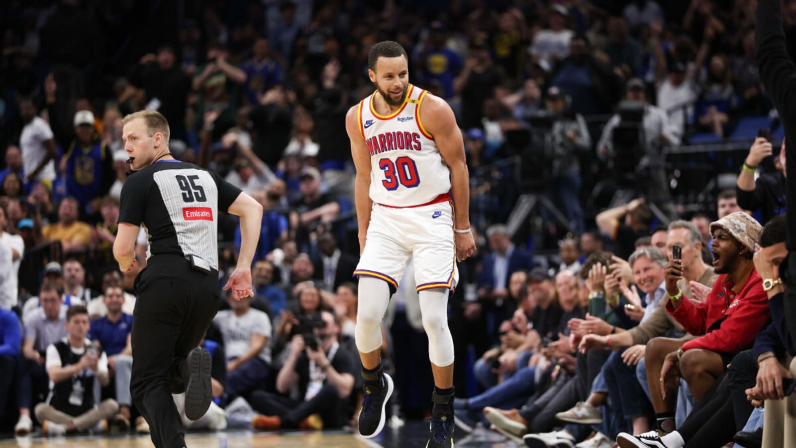 Stephen Curry&#39;s Argument For &#39;Best Player&#39; Ever Draws Wilt Chamberlain Comparison