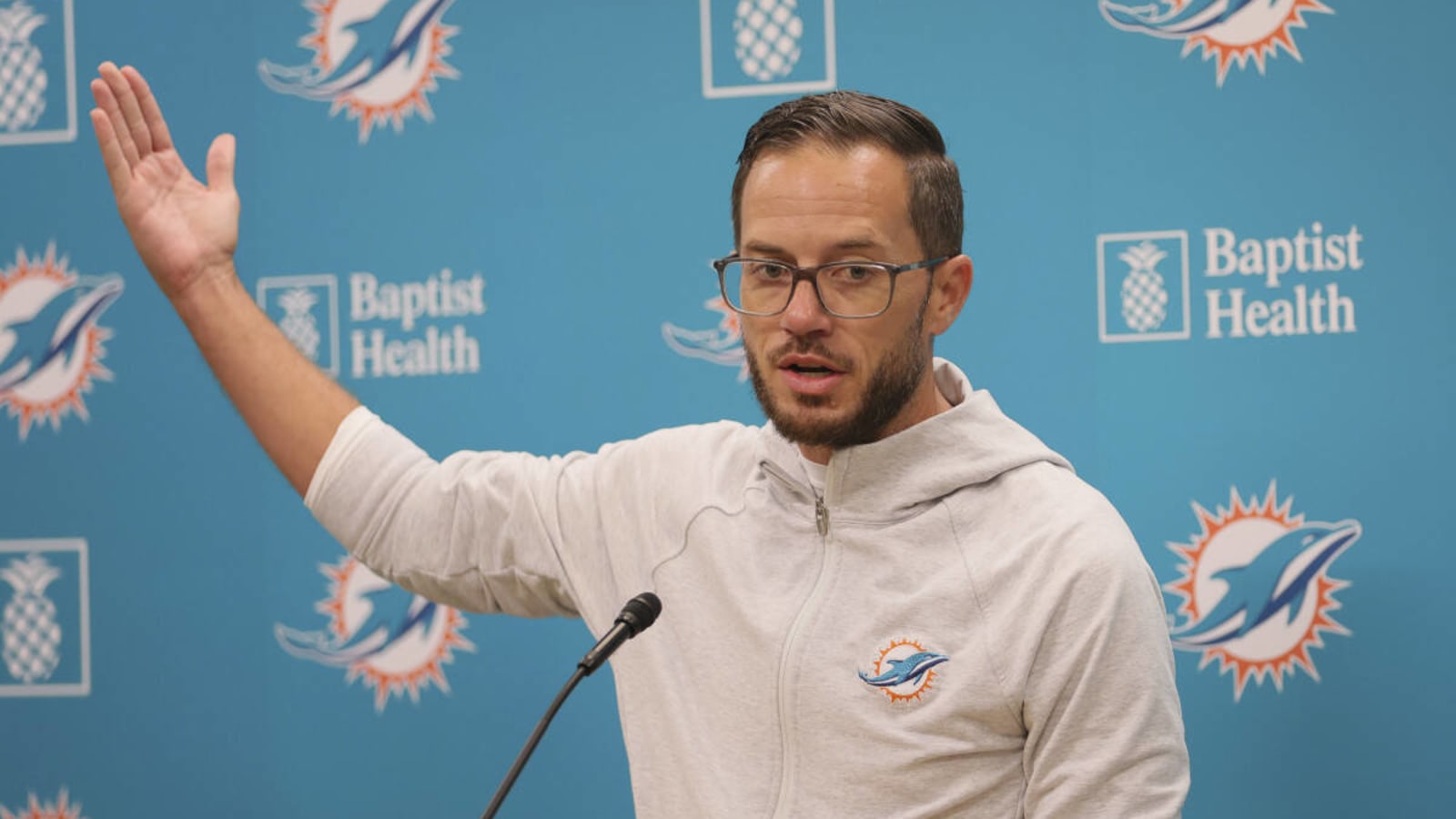 The latest report indicates how the Dolphins' GM interview search is navigating the Mike McDaniel conundrum