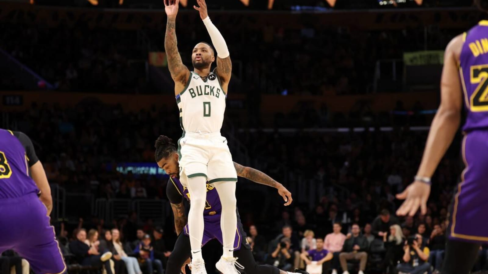 Damian Lillard moves up to 4th spot in all-time three-point list