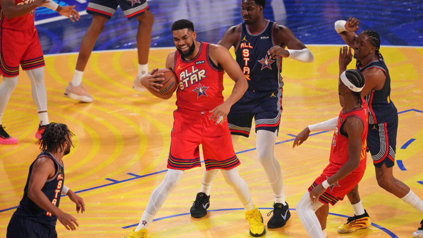 Special Detail About Karl-Anthony Towns&#39; NBA All-Star Game Shoes Revealed