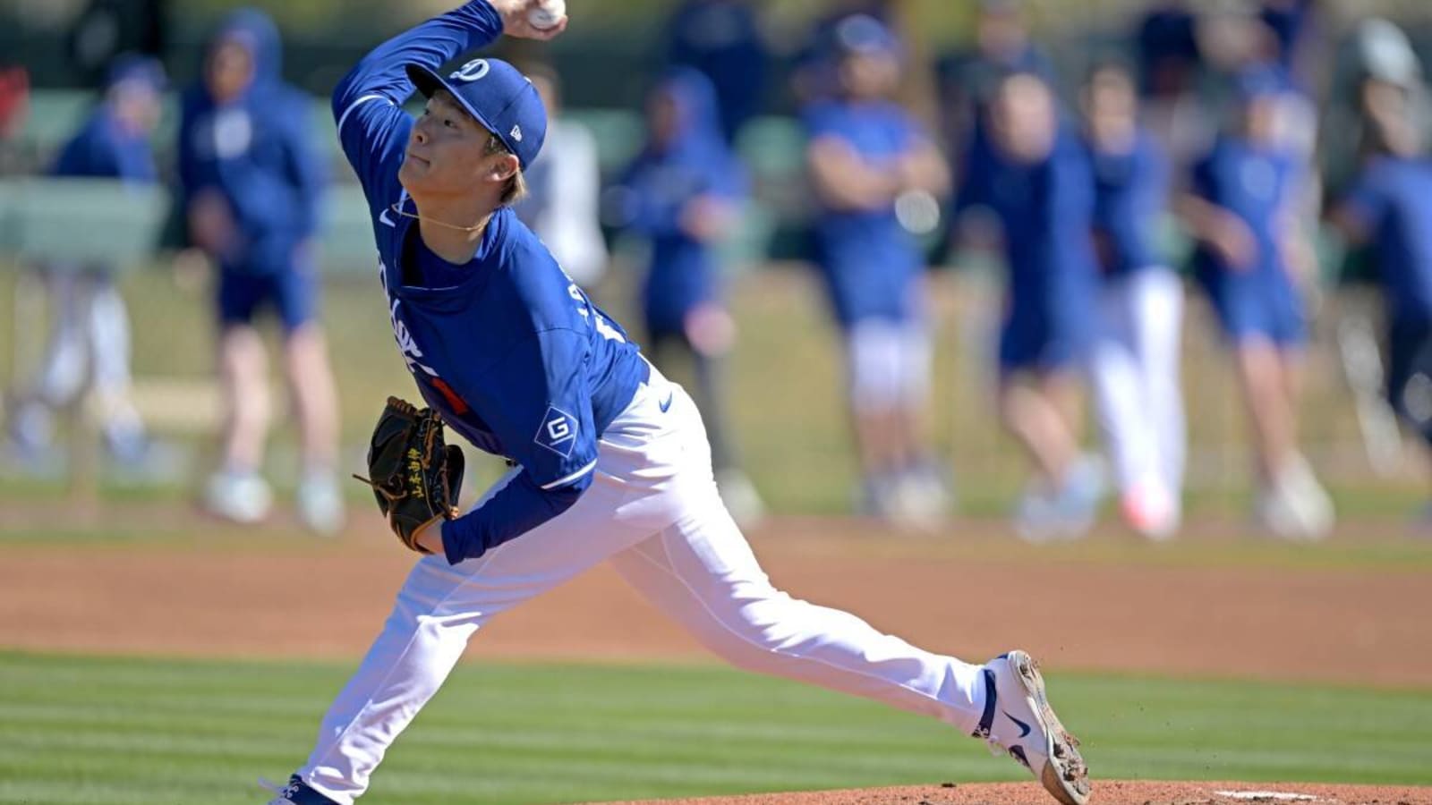 New Los Angeles Dodgers&#39; Pitcher Yoshinobu Yamamoto Left Fans in Awe with His Awesome Glove