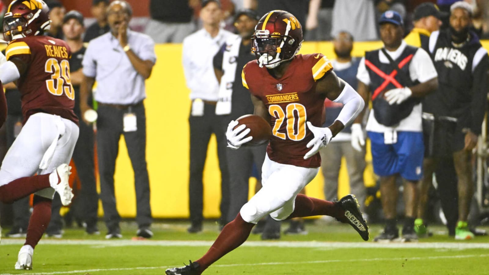 Commanders Watch: Rookie Quan Martin Interception on Dak