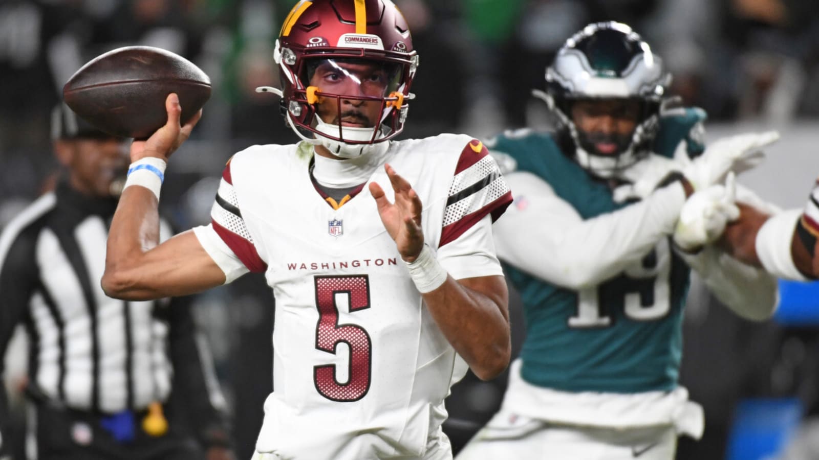 Commanders Jayden Daniels Details How Rib Injury Affecting Running
