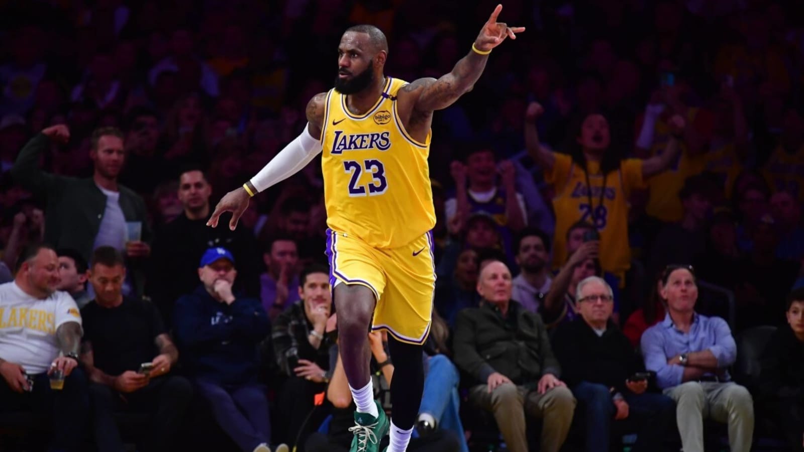 Someone Bet Almost A Million Dollars On LeBron James Scoring 10 Points -- Risking Too Much For 5-Digit Win
