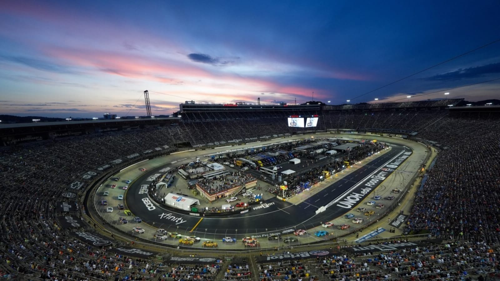 Bristol Motor Speedway 2025 NASCAR Track Profile