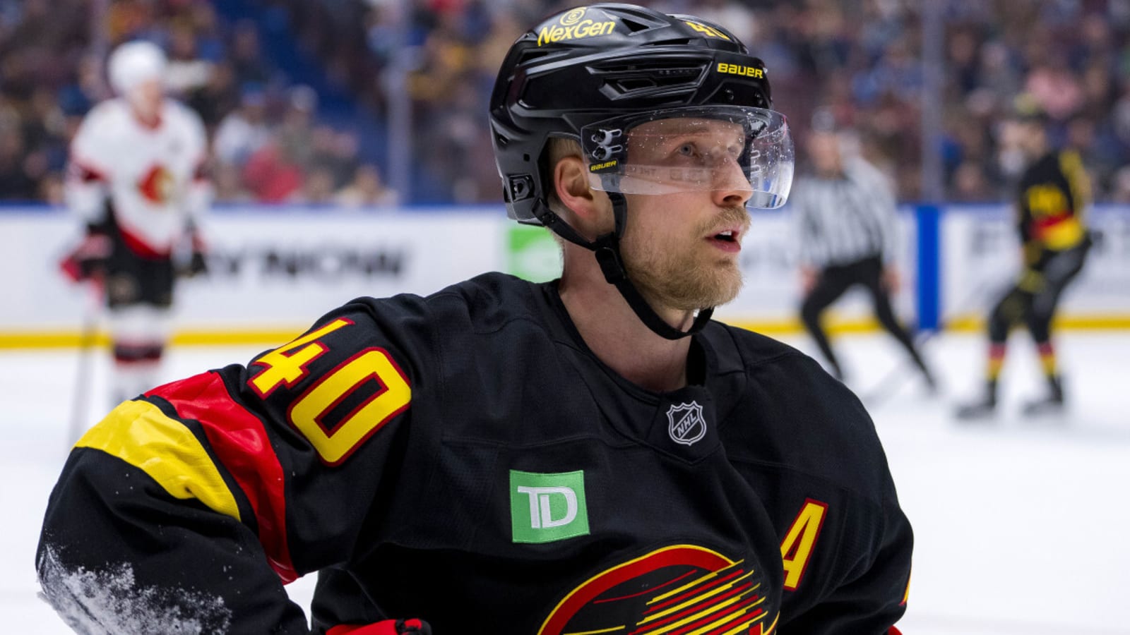 NHL Insider Reports Elias Pettersson Under Pressure as Canucks Approach Trade Deadline