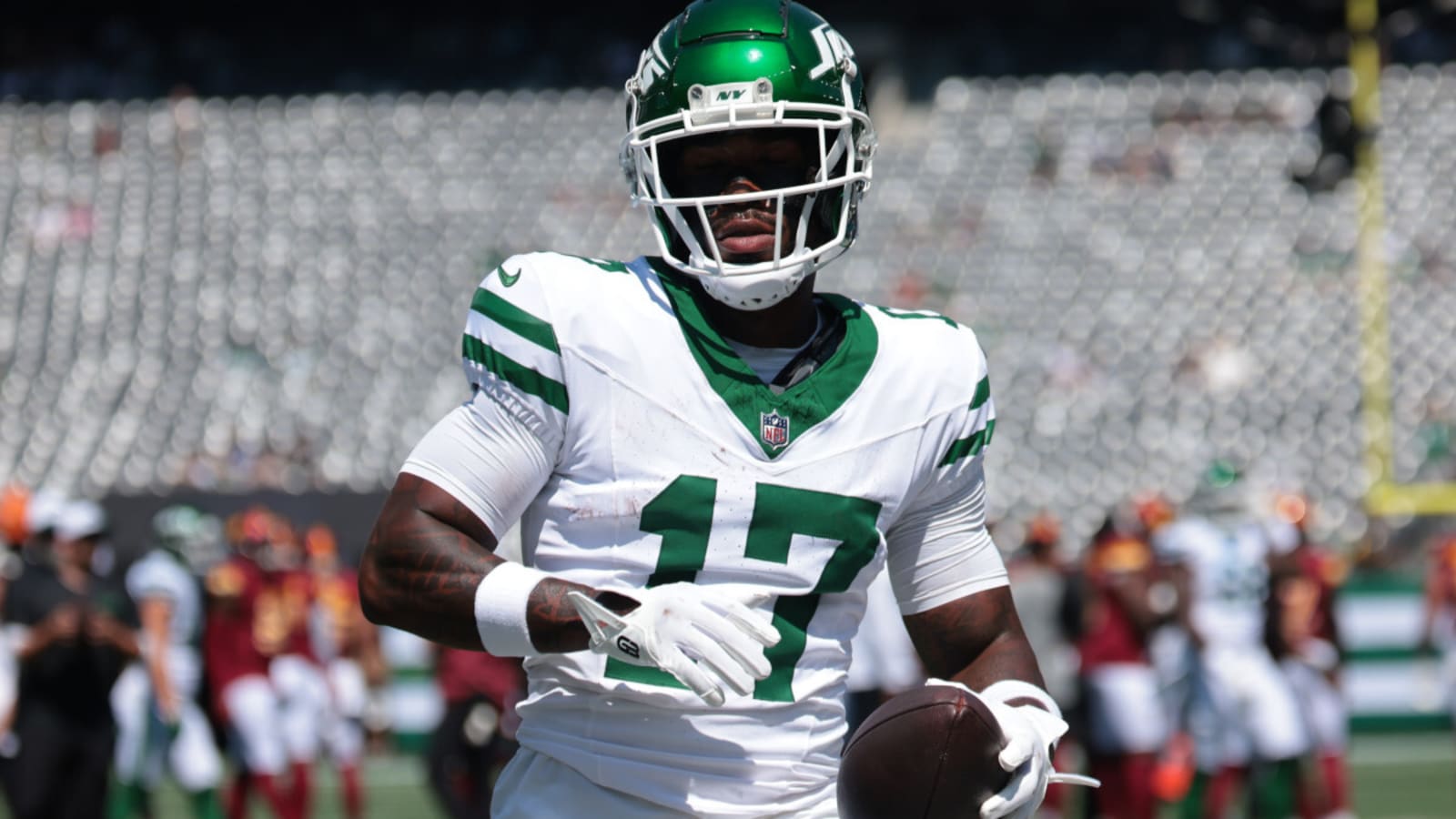 Jets Receiver Picks Bad Time To Be In &#39;Catch-Up Mode&#39;